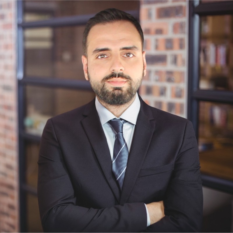 Özgür AYYILDIZ